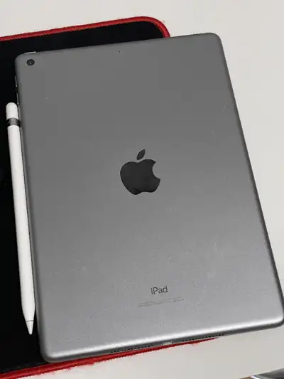 iPad 6th Generation with Apple pencil 1