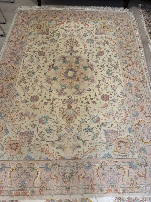handmade persian rug in Rugs, Carpets & Runners in Markham / York Region - Image 5