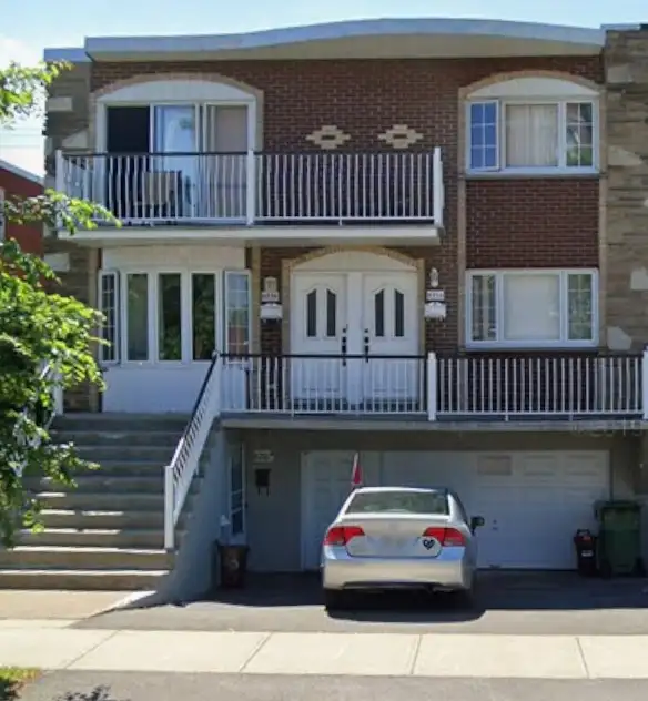 Lasalle – Bachelor 2 1/2 À Louer