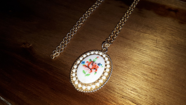 HANDCRAFTED necklace ('stitched' cameo styled pendant) in Jewellery & Watches in Fredericton - Image 3