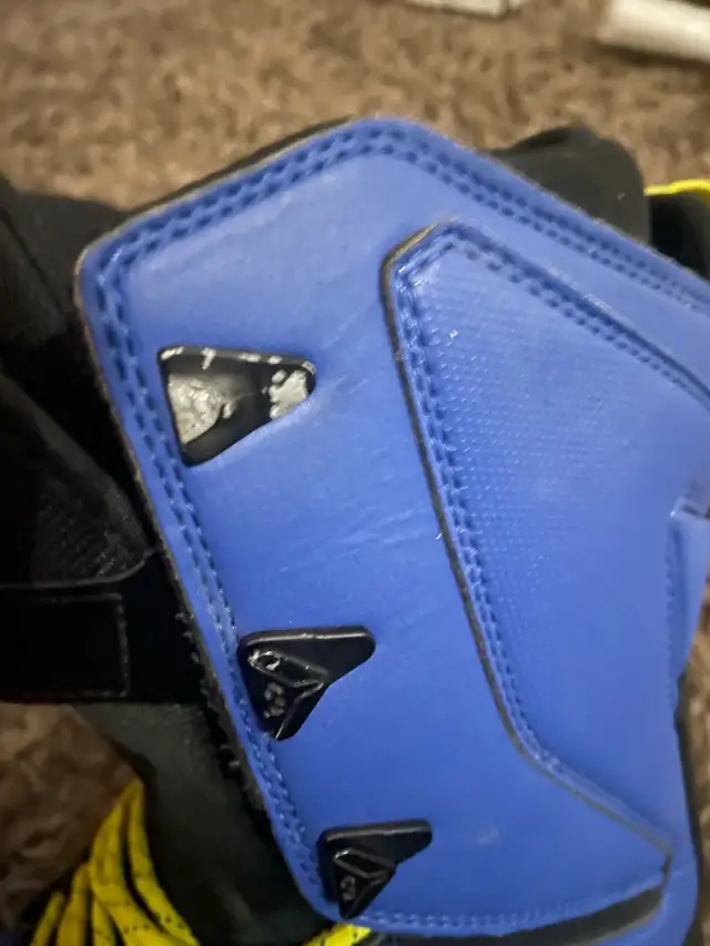 Men’s snowboard boots  in Snowboard in Red Deer - Image 4