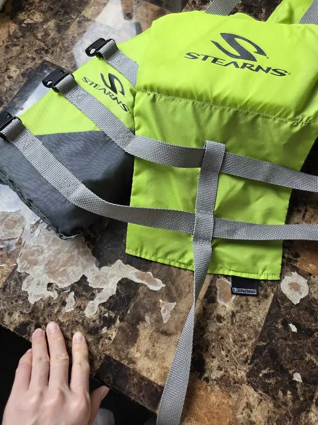 Like New Stearns Infant Life Jacket $25 in Bathing & Changing in Edmonton - Image 6