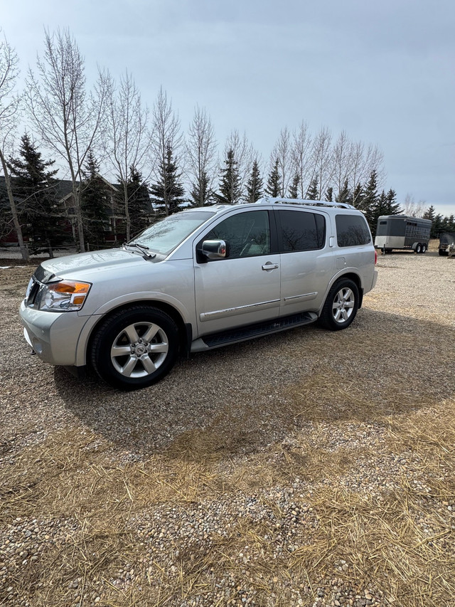 2014 Nissan Armada Platinum in Cars & Trucks in Calgary