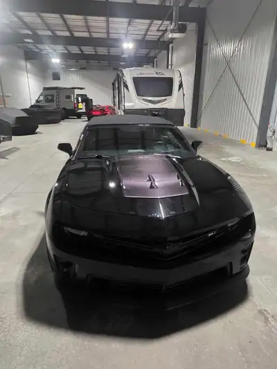 Beautiful 2013 camaro zl1 supercharged 6.2 litre low mileage car for sale rare black on black conver...