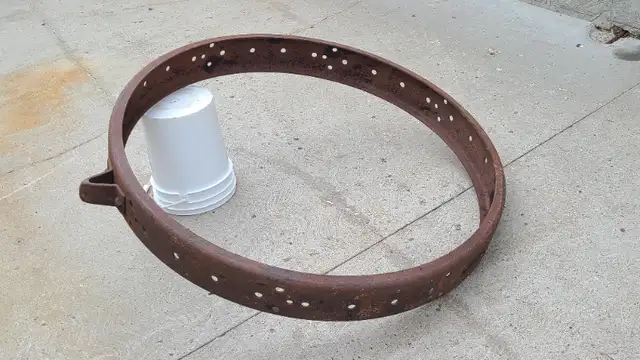 FIRE PIT  RING , ANTIQUE  , IDEAL  FOR  COTTAGE OR ACREAGE  , in BBQs & Outdoor Cooking in Regina - Image 6