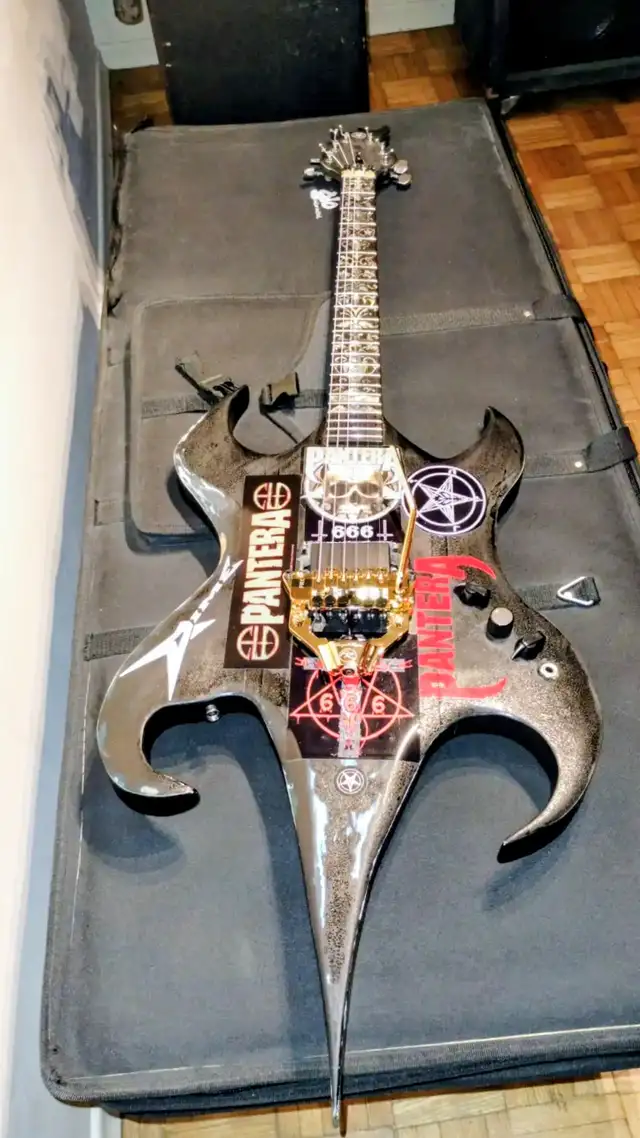 Dimebag Darrell Walks Into A Bar-Seek & Destroy-Hail Dimebag!!!! in Guitars in City of Toronto - Image 3