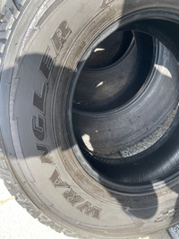LT275/70/R18 All Terrain Tires like new (10PLY)