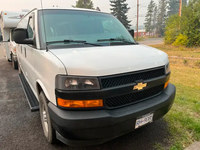 2018 Chevrolet Express 2500 - 86,233 kms in Cars & Trucks in Vanderhoof - Image 4