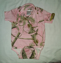 Baby Girl REALTREE Camo Onsie Shirt & Bib Set,Size 0-6 Month,NEW