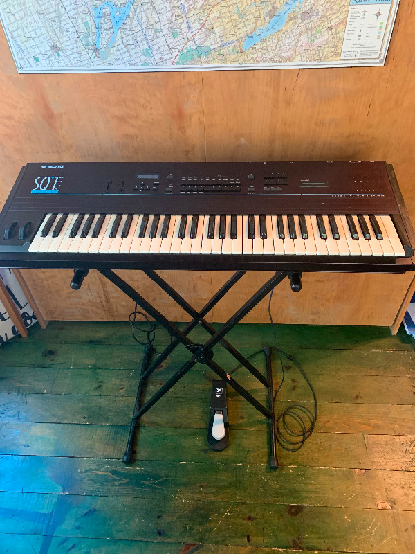 Ensoniq SQ1 Plus for Sale With Stand in Pianos & Keyboards in Peterborough