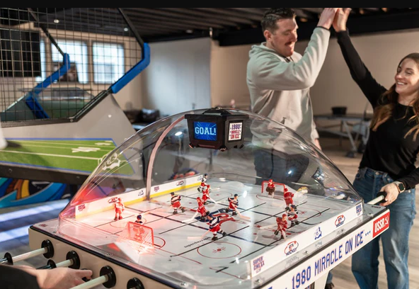 Super Chexx Pro – Deluxe NHL Edition Promo in Arts & Collectibles in City of Halifax - Image 3