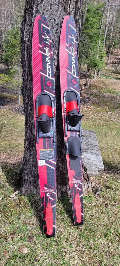 Connelly  Quantum Water Skis, View more