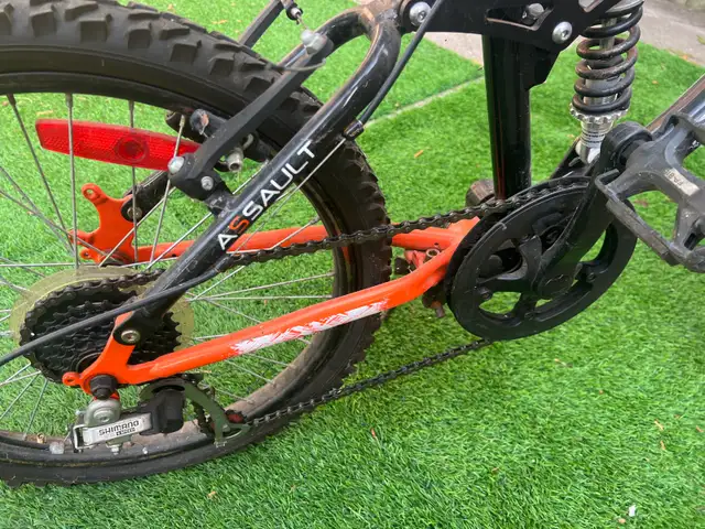 CCM Assault Youth Full-Suspension Mountain Bike  in Kids in Ottawa - Image 5