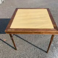 Mid century antique table pliante
