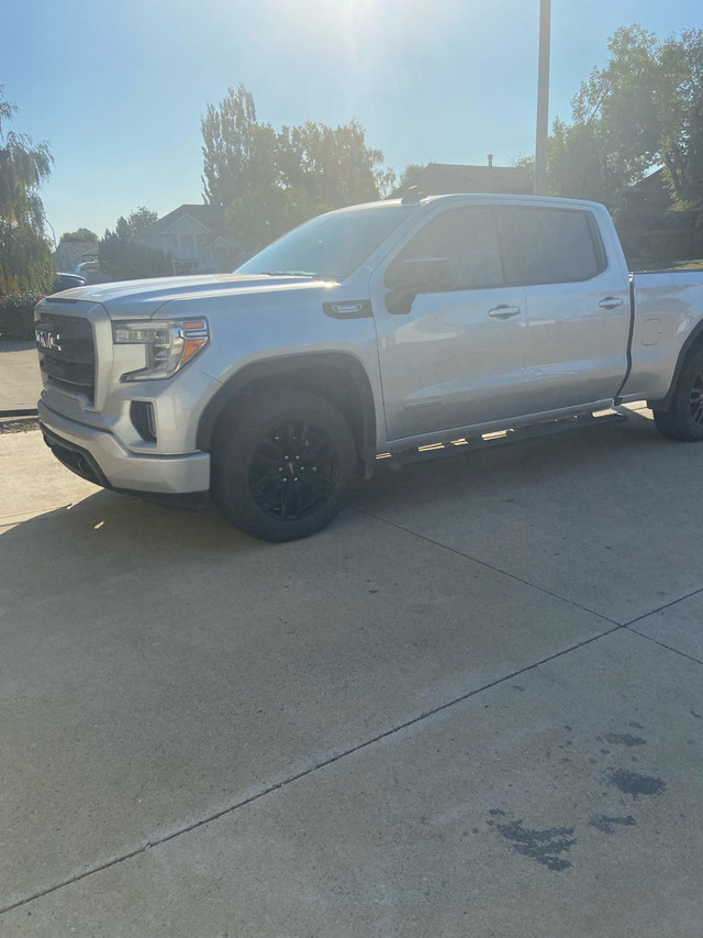 FOR SALE: 2022 GMC Sierra 1500 Elevation – 3.0L Duramax Diesel in Cars & Trucks in Lethbridge - Image 2