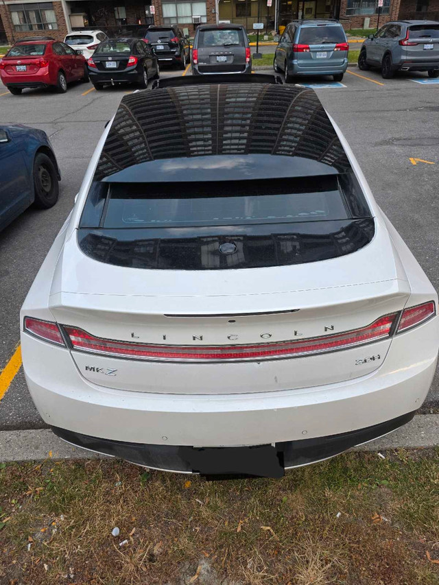 2017 Hybrid Lincoln MKZ  in Cars & Trucks in City of Toronto - Image 2