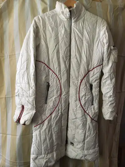 Wtite down coat, View more