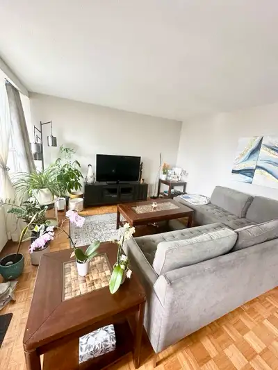 bright spacious one bedroom apartment  in North York