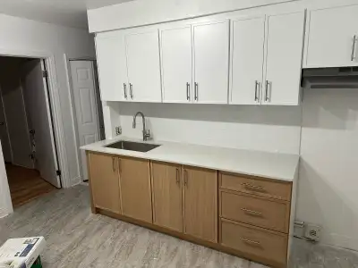 2 chambres fermées plus salon doubles entrée laveuse sécheuses sur la rue Beaulieu à ville Émard
