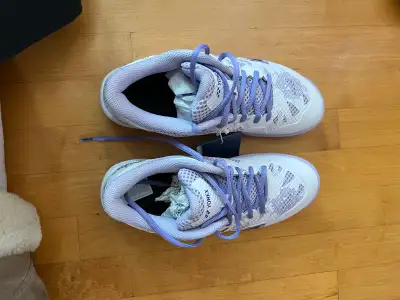 Yonex Women’s Court Shoes, View more