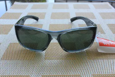 Ray-ban sunglasses Brand NEW, View more