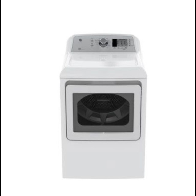 NEW IN BOX GE 7.4 CU.FT. GAS DRYER WHITE (GTD65GBMKWS) Washers