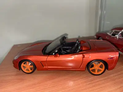 Chevrolet Corvette 2005 diecast 1/18 die cast auto de collection miniature Ertl American Muscle
