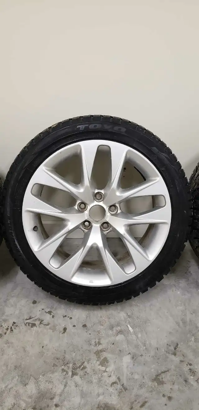 225/4518 Toyo G3-ice winter tires in Tires & Rims in Stratford - Image 7