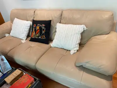 Sofa en cuir 3 places, View more