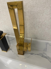 "Upgrade Your Bathroom with Elegant Bathroom Faucets: Shop Now!"