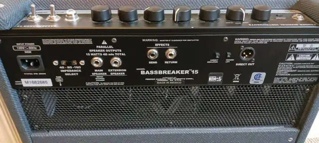 Fender Bassbreaker 15 Watt 1x12" Tube Amp in Amps & Pedals in Muskoka - Image 5