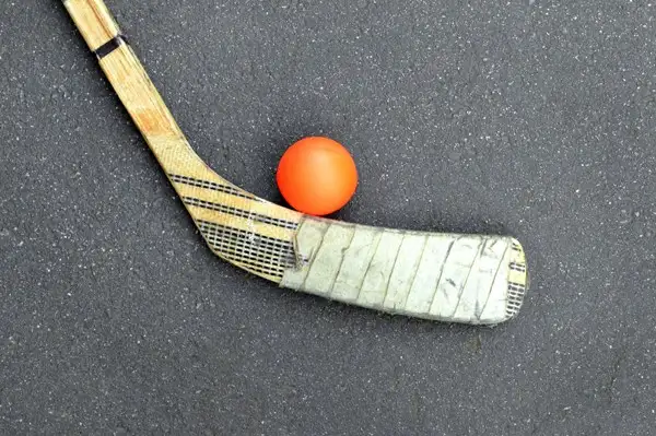 Ball Hockey Pick-up