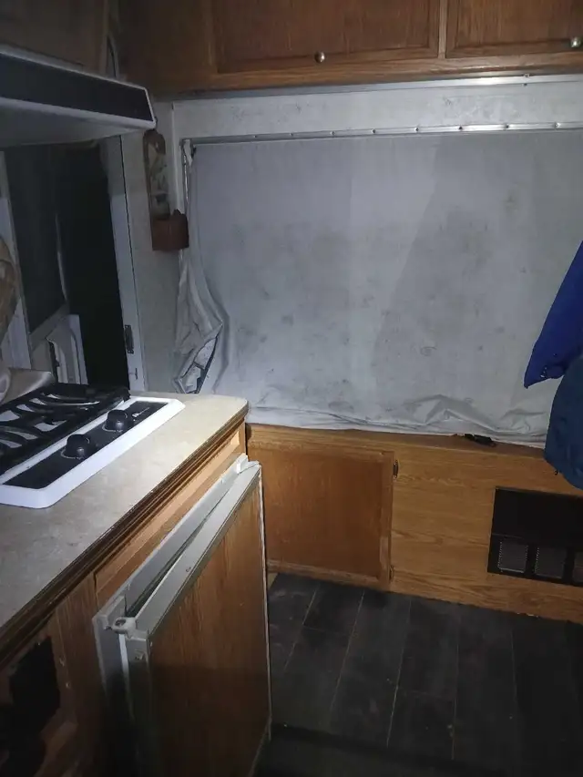 roulotte in RVs & Motorhomes in West Island - Image 4