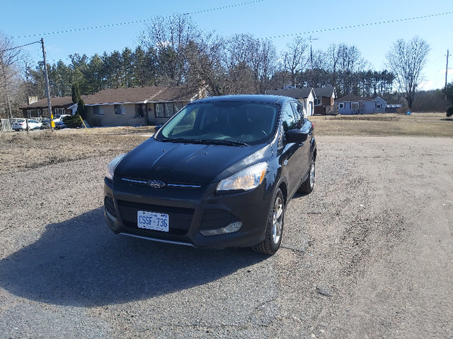2015 Ford SE Eco boost 4WD in Cars & Trucks in Belleville