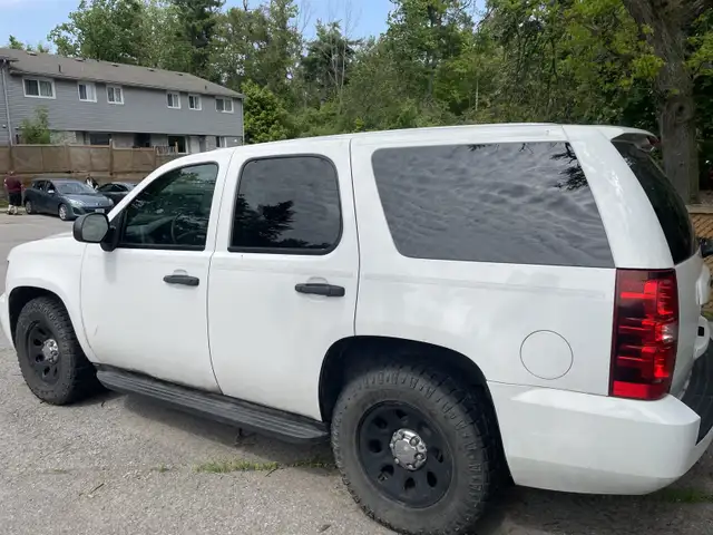 2013 Chevy Tahoe ex rcmp 7000 or best offer in Cars & Trucks in Peterborough - Image 5