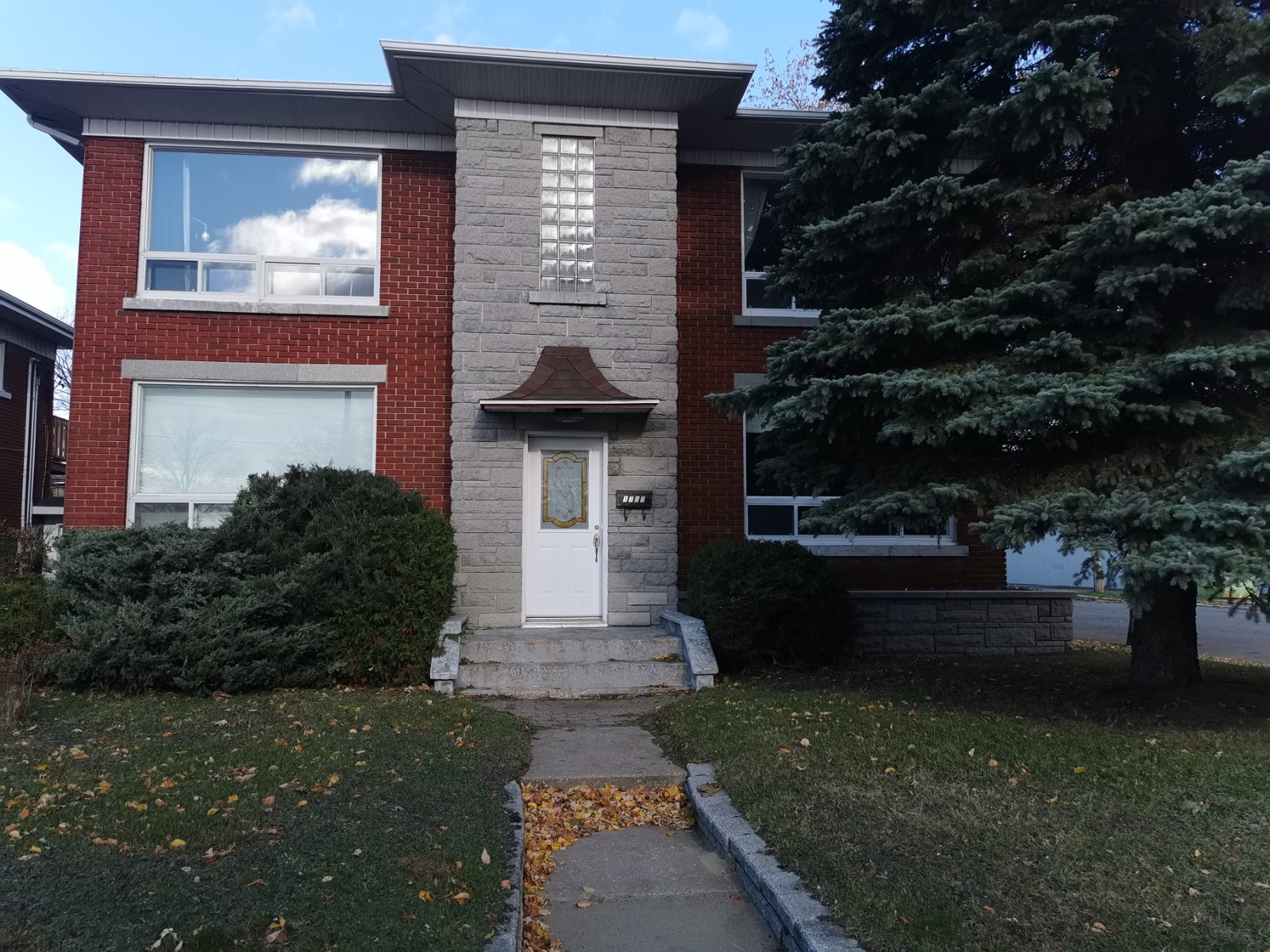 Appartement  4 1/2 à louer meublé tout inclus. — photo 1