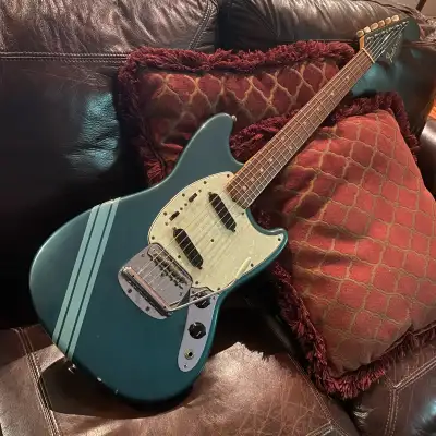 Fender Competition Mustang (Blue/burgundy, 1970/71), View more