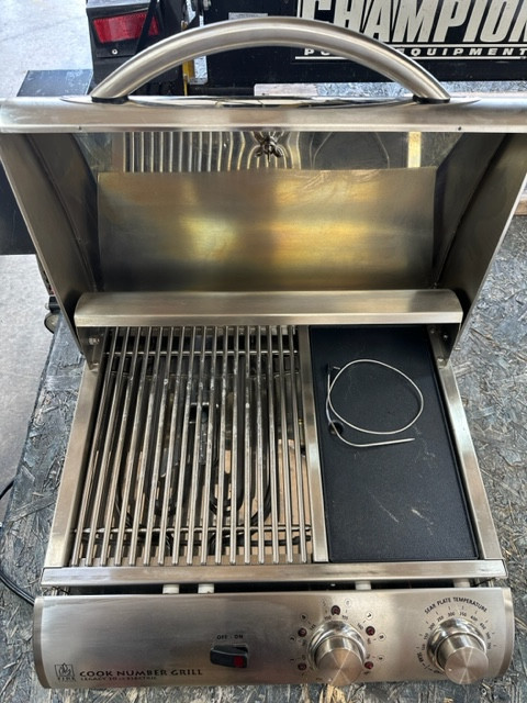 ELECTRIC BBQ in BBQs & Outdoor Cooking in Strathcona County - Image 3