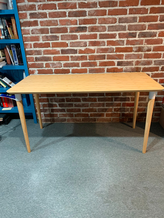 Bureau en bambou - Ikea dans Bureaux  à Longueuil/Rive Sud