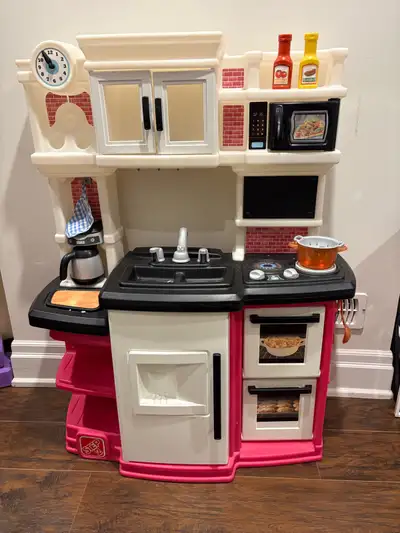 Step2 Play Kitchen, View more