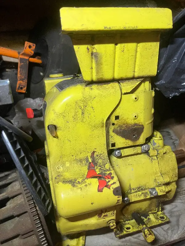 Techumseh 7HP Snowblower Engine and Parts in Snowblowers in Regina - Image 3