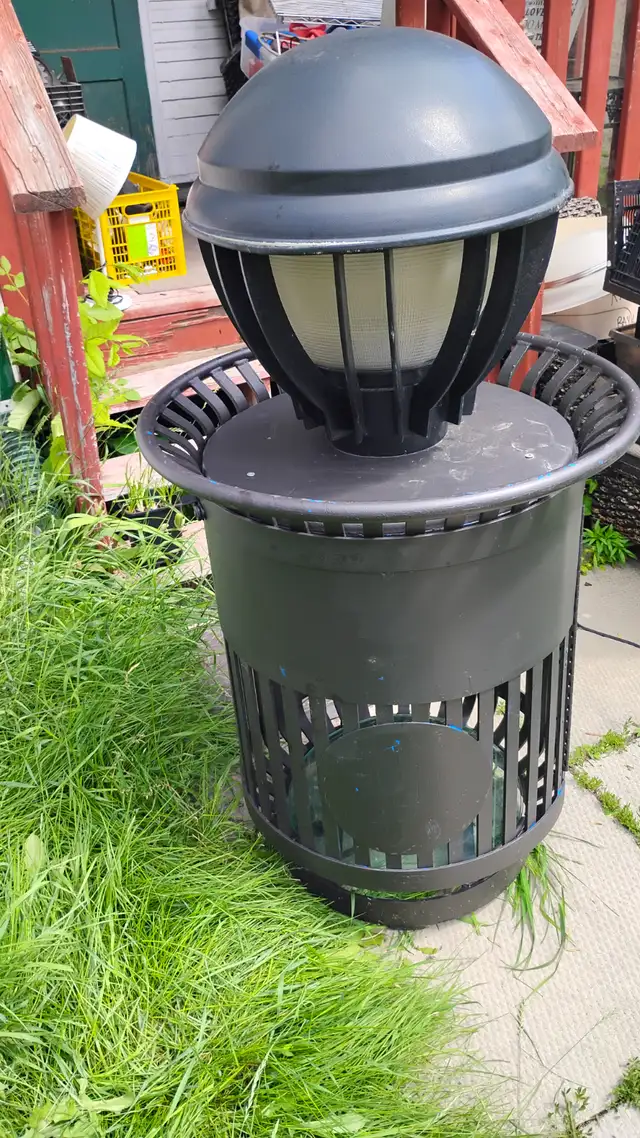 Patio deck light