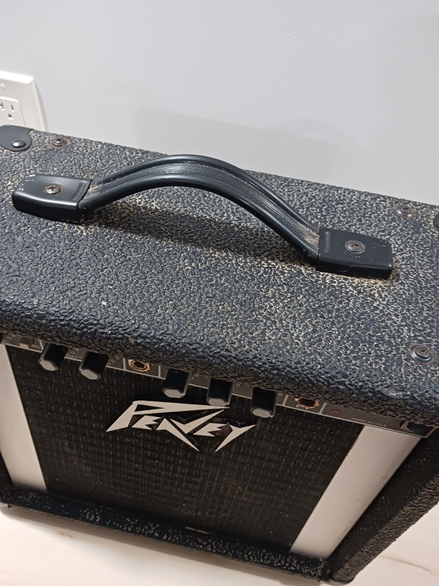 Peavey Rage Old School Guitar Amp in Amps & Pedals in Peterborough - Image 2