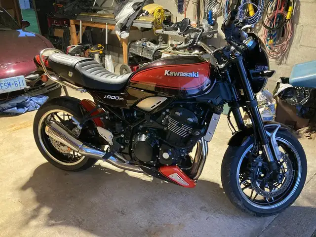 2018 Kawasaki Z900RS , 8,000 km. in Sport Touring in Barrie - Image 8
