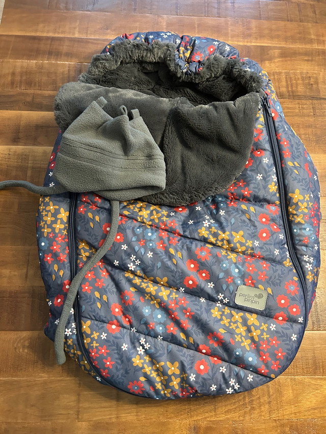 À vendre: housse pour bébé Perlimpinpin  dans Poussettes, porte-bébés et sièges d'auto  à Laval/Rive Nord - Image 2