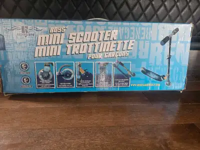 Scooter for kids. In great working condition. Just need cleaning to be like New