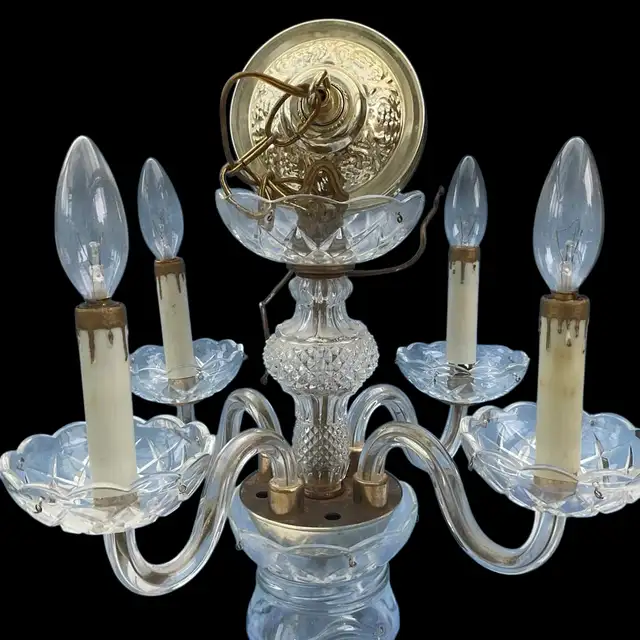 Vintage Chandelier  in Indoor Lighting & Fans in Laval / North Shore - Image 2