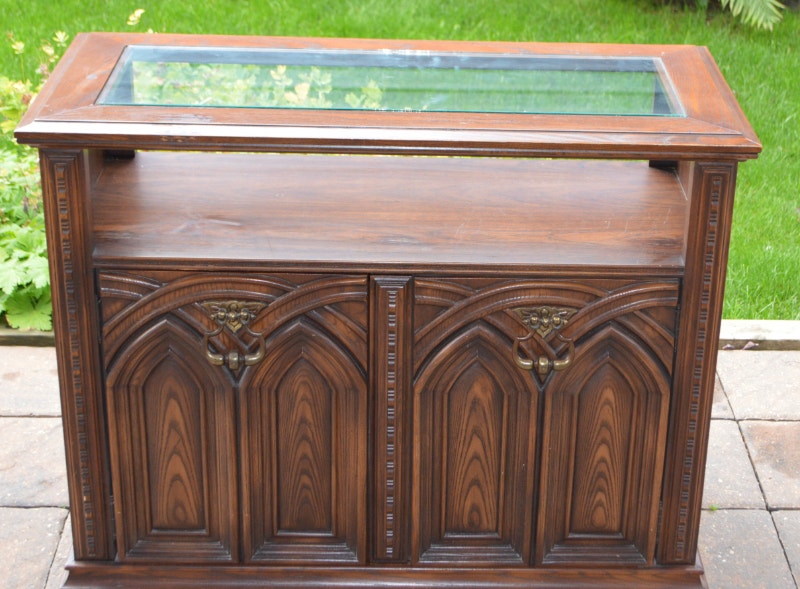 BUFFET SIDE BOARD with WHEELS Hutches & Display