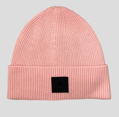 New Pick up near Yonge Street and Davisville Avenue, Toronto. Near Davisville Station. 100% Merino w...