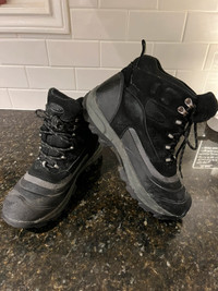 Men’s Khombu black waterproof winter boots 